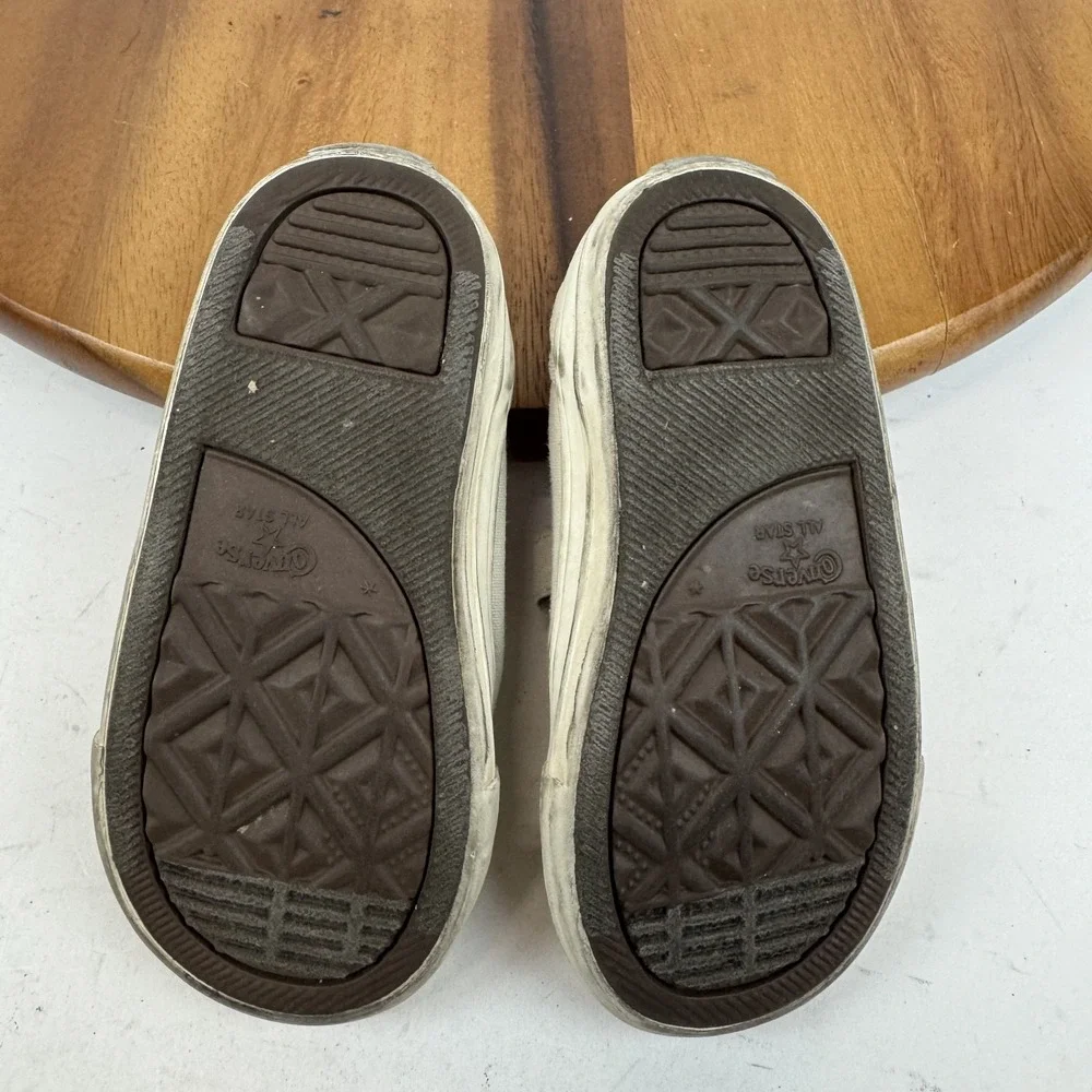 Little Kids Converse Chuck‎ Taylor All Star Easy On White Low Sneakers Size 7 C